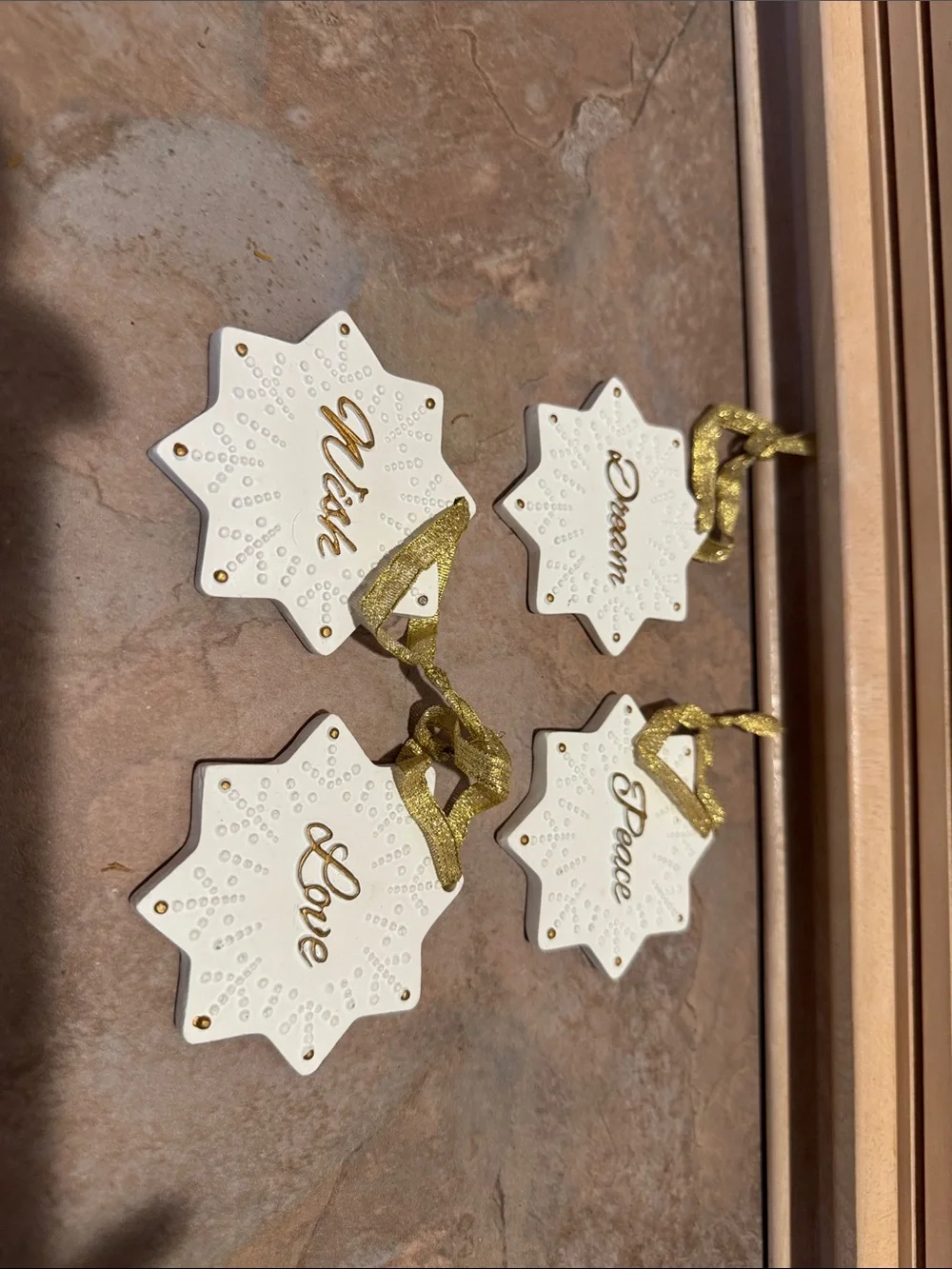 Holiday Star Ornament Set - White & Gold 
